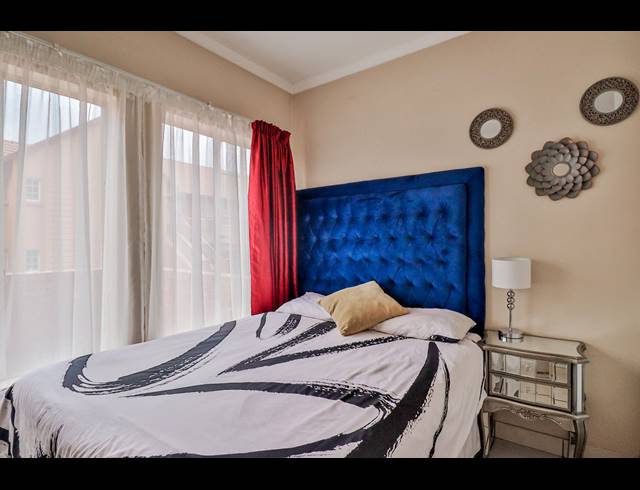 2 BEDROOM APARTMENT FOR SALE IN KOSMOSDAL